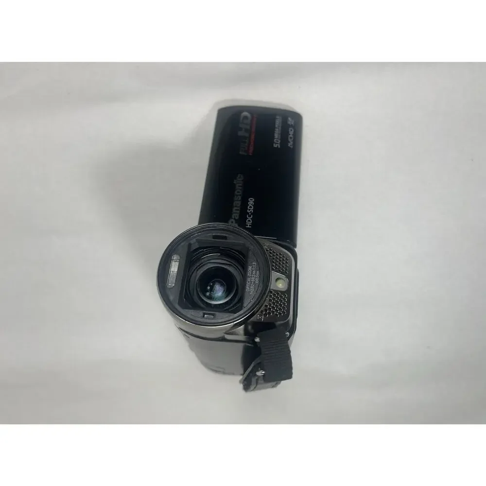 Panasonic HDC-SD90 High-Definition Camcorder Bundle